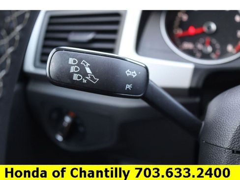 Used 2021 Volkswagen Atlas Cross Sport SE image 10