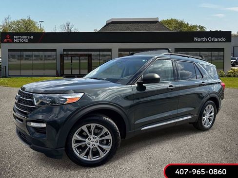 Used 2021 Ford Explorer XLT w/ Equipment Group 202A RWD image 1