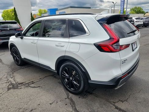 Used 2023 Honda CR-V Sport Touring image 4