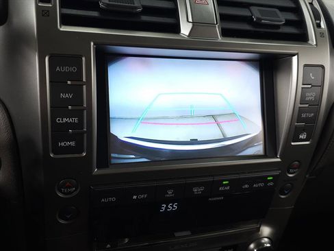 Used 2017 Lexus GX 460 image 23