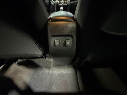 Used 2023 Nissan Kicks SV FWD image 32