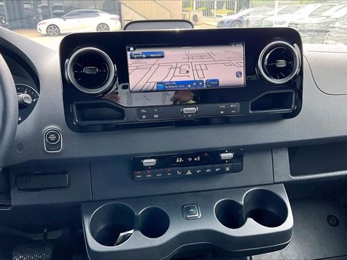 New 2025 Mercedes-Benz Sprinter 2500 image 6