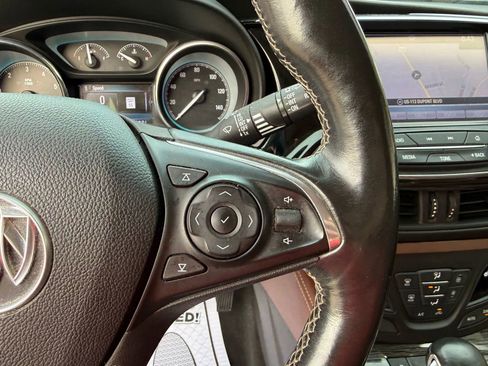 Used 2017 Buick Envision Essence image 21