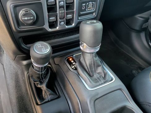 New 2025 Jeep Wrangler Unlimited Sahara w/ Safety Group AWD/4WD image 32