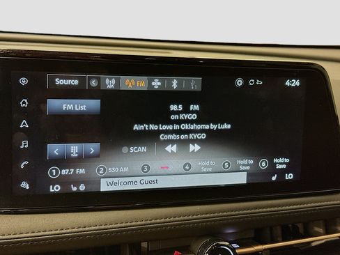Used 2024 Nissan Ariya AWD image 21