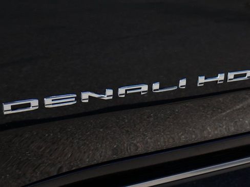 Used 2023 GMC Sierra 3500 Denali w/ Denali Black Diamond Edition image 50