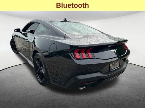 Used 2026 Ford Mustang Premium RWD image 9