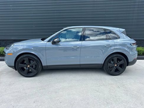 New 2026 Porsche Cayenne AWD/4WD image 2