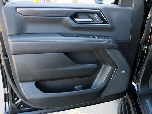 Used 2025 GMC Yukon XL Elevation w/ LPO, Floor Liner Package image 19