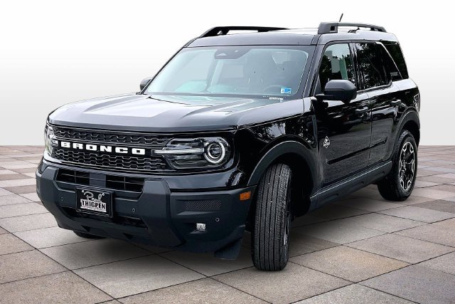 New 2026 Ford Bronco Sport Outer Banks w/ Outer Banks Tech Package+ AWD/4WD image 2