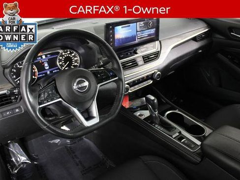 Certified 2023 Nissan Altima 2.5 SV w/ SV Premium Package FWD image 5