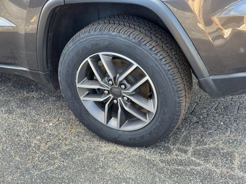 Used 2020 Jeep Grand Cherokee Limited w/ Luxury Group II image 5