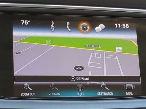 Used 2018 Buick Enclave Essence image 22