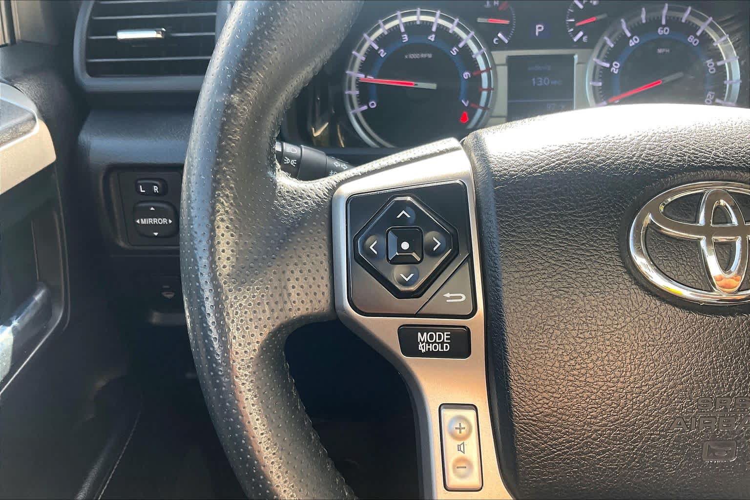 Used 2017 Toyota 4Runner SR5 RWD image 23