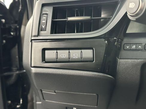 Used 2023 Lexus ES 350 F Sport image 16