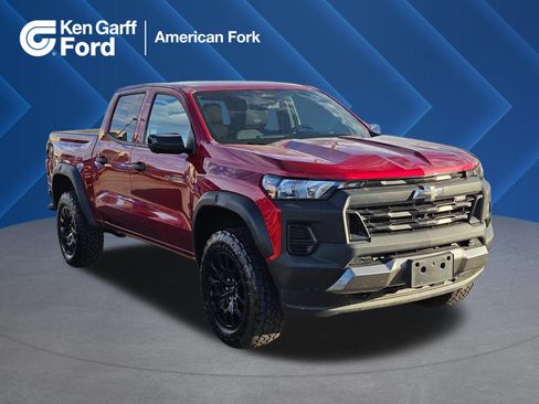 Used 2024 Chevrolet Colorado Trail Boss w/ Technology Package AWD/4WD image 1