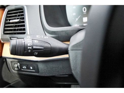 Used 2021 Volvo XC90 T8 Inscription Expression w/ Protection Package Premier image 20