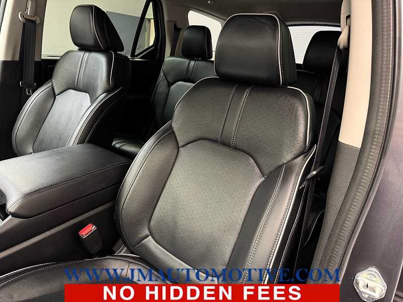 Used 2023 Honda Pilot Elite image 14