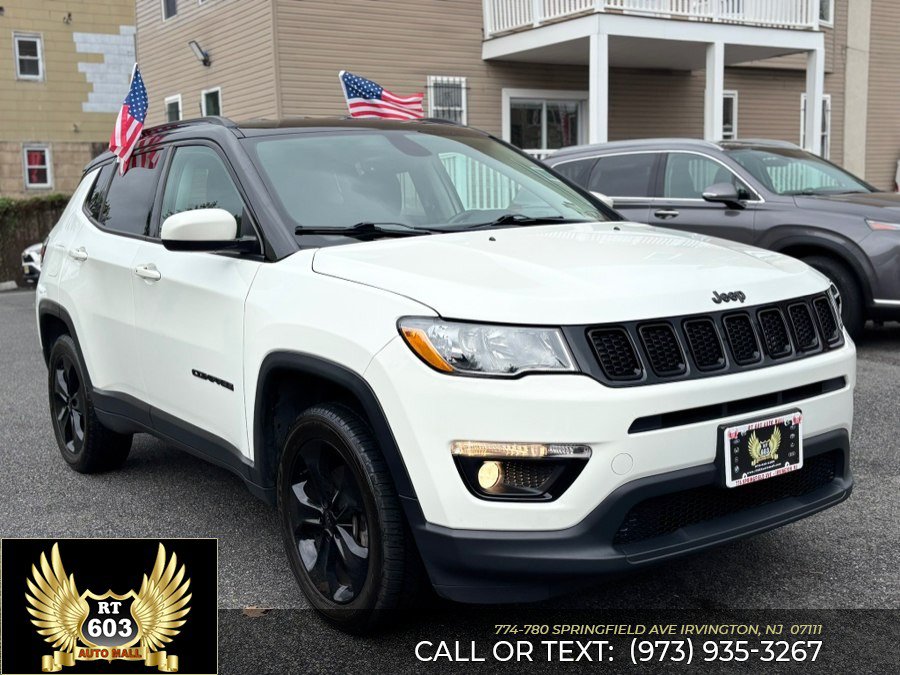 Used 2018 Jeep Compass Latitude w/ Popular Equipment Group AWD/4WD image 3