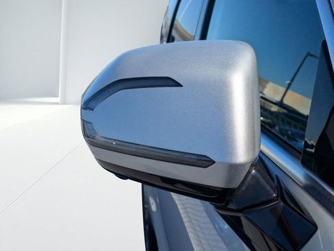 Used 2024 Hyundai Palisade Calligraphy image 10