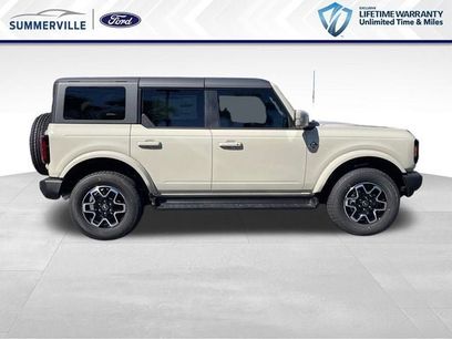 New 2025 Ford Bronco Outer Banks