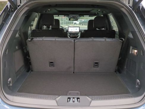 New 2026 Ford Explorer ST w/ Sun And Sound Package image 13