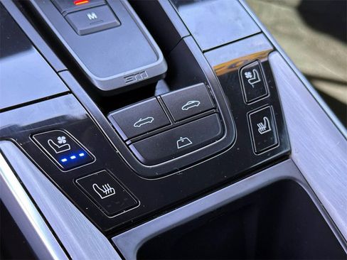 Used 2020 Porsche 911 Carrera image 23
