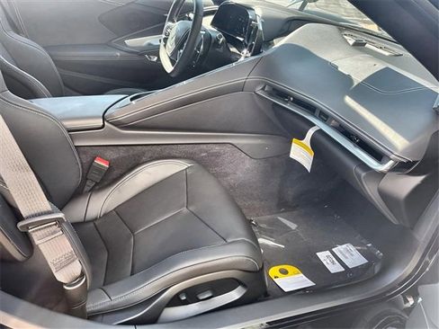 Used 2025 Chevrolet Corvette Stingray Convertible w/ 1LT image 15