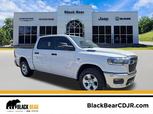 New 2026 RAM 1500 Big Horn AWD/4WD image 1