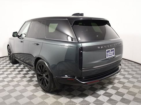 Used 2025 Land Rover Range Rover Autobiography AWD/4WD image 4