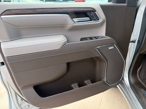New 2026 GMC Sierra 1500 SLT AWD/4WD image 15