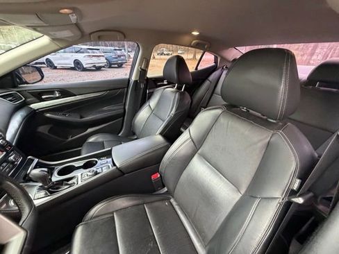 Used 2019 Nissan Maxima 3.5 SV w/ Floor Mat Group image 13