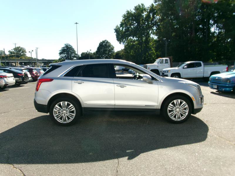 Used 2018 Cadillac XT5 Premium Luxury FWD image 6