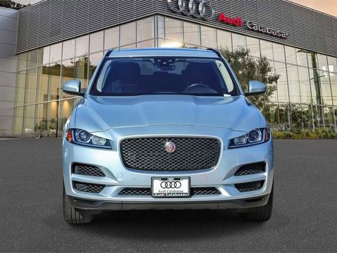 Used 2019 Jaguar F-PACE Premium image 6