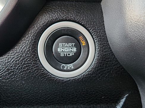 Used 2024 RAM 3500 Big Horn AWD/4WD image 16