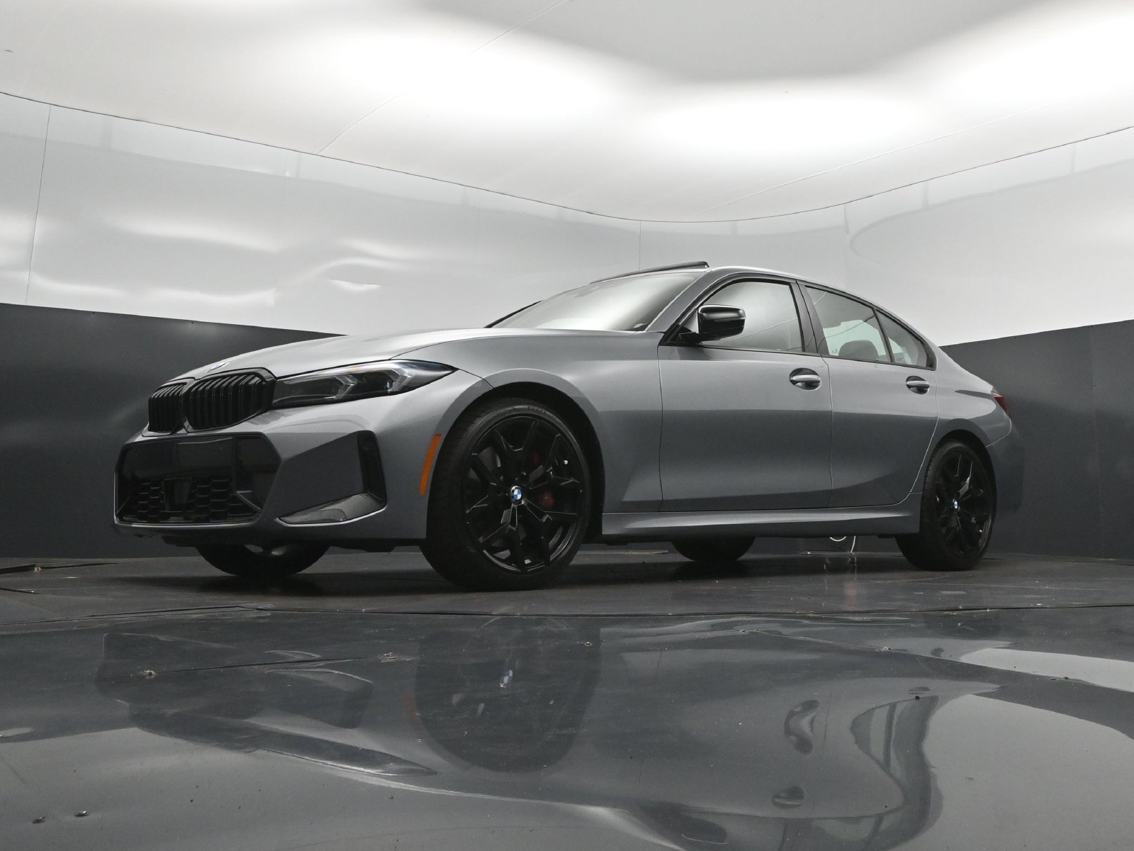 Certified 2026 BMW 330i Sedan w/ M Sport Package RWD image 39