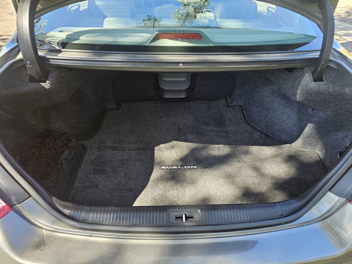 Used 2006 Toyota Avalon Limited FWD image 35