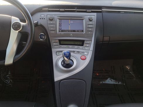 Used 2012 Toyota Prius Four image 16