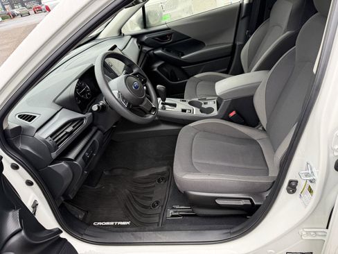 Used 2025 Subaru Crosstrek 2.0i Premium w/ Crosstrek Mirror Package image 11