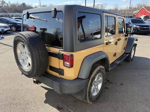 Used 2014 Jeep Wrangler Unlimited Sport w/ Power Convenience Group AWD/4WD image 7