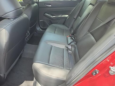 Used 2023 Nissan Altima 2.5 SL AWD/4WD image 15