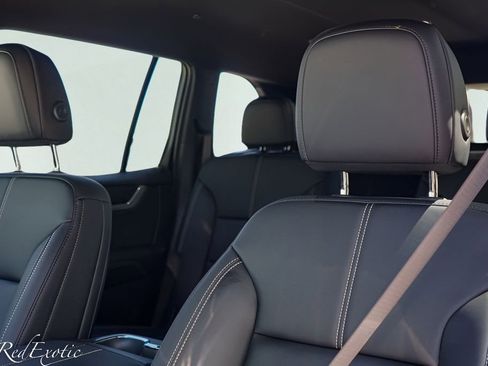 New 2026 GMC Acadia Elevation w/ Black Edition image 9