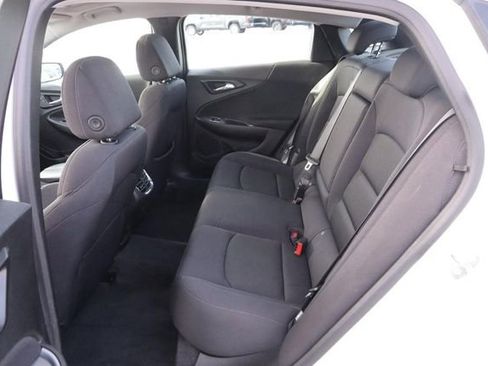 Used 2024 Chevrolet Malibu LT image 10