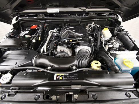 Used 2017 Jeep Wrangler Unlimited Sport w/ Quick Order Package 23S image 11