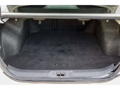 Used 2024 Nissan Altima 2.5 SR image 30