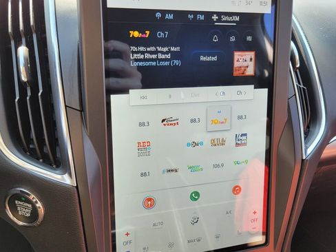 Used 2024 Ford Edge Titanium image 20