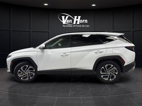 Used 2025 Hyundai Tucson Limited AWD/4WD image 4