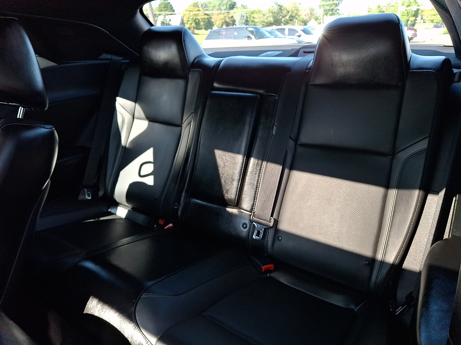 Used 2018 Dodge Challenger SXT Plus RWD image 10