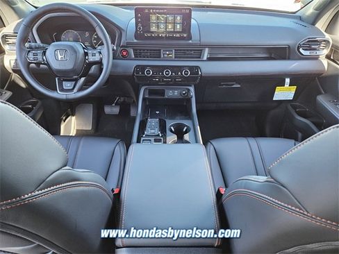 New 2025 Honda Pilot TrailSport image 8