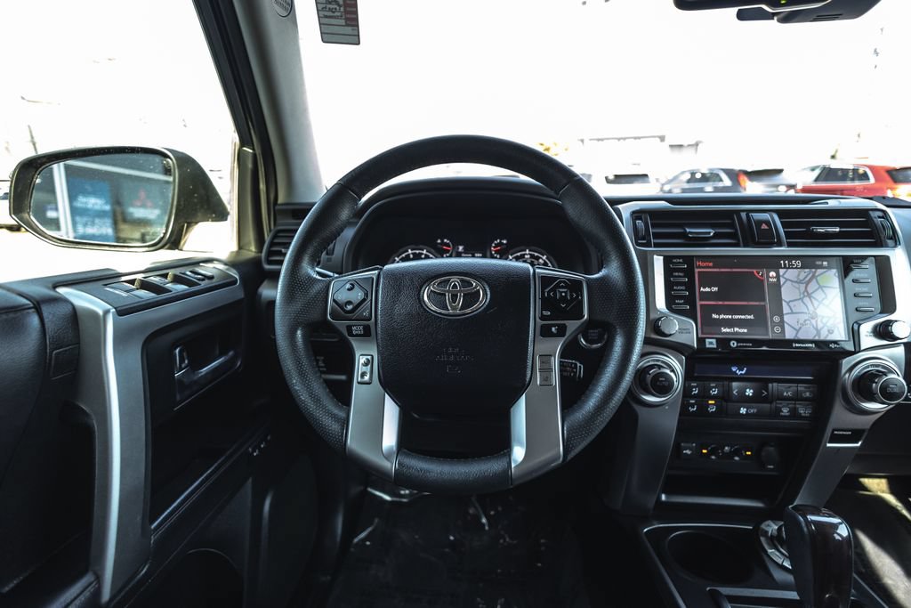 Used 2021 Toyota 4Runner Limited AWD/4WD image 27